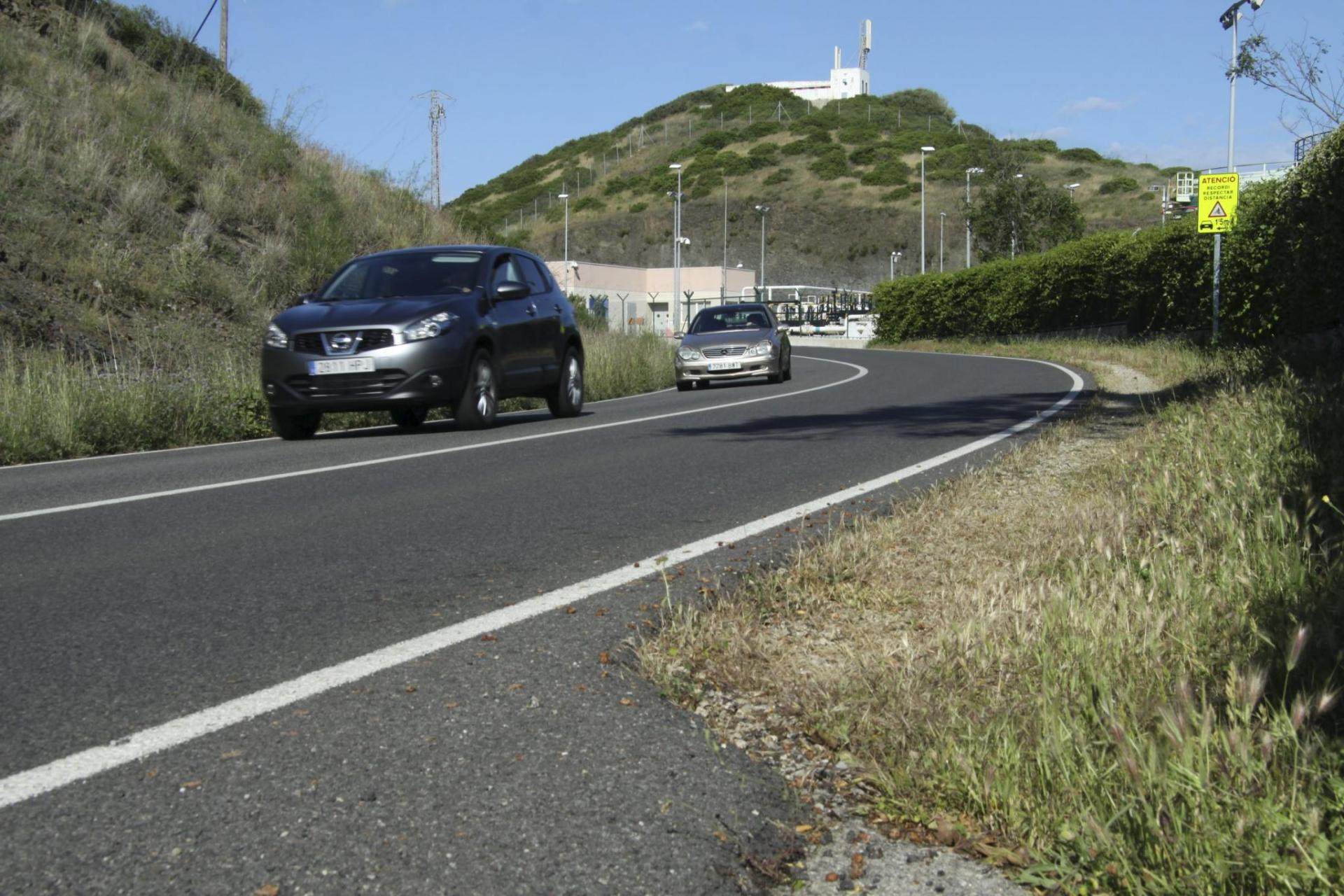 MENORCA. TERRORISMO. Alarma falsa por una maleta sospechosa en la carretera de la Mola.