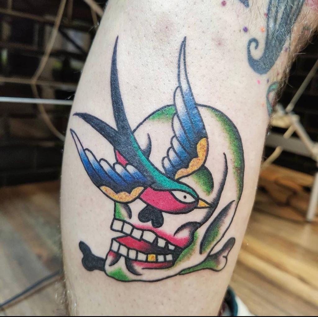 Tatuaje de Jaume Oliver (Jaume Chavala), de estilo tradicional.